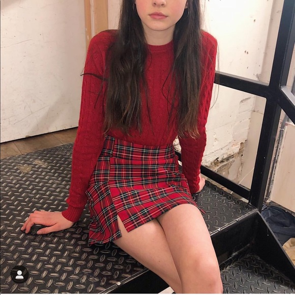 red plaid brandy melville skirt